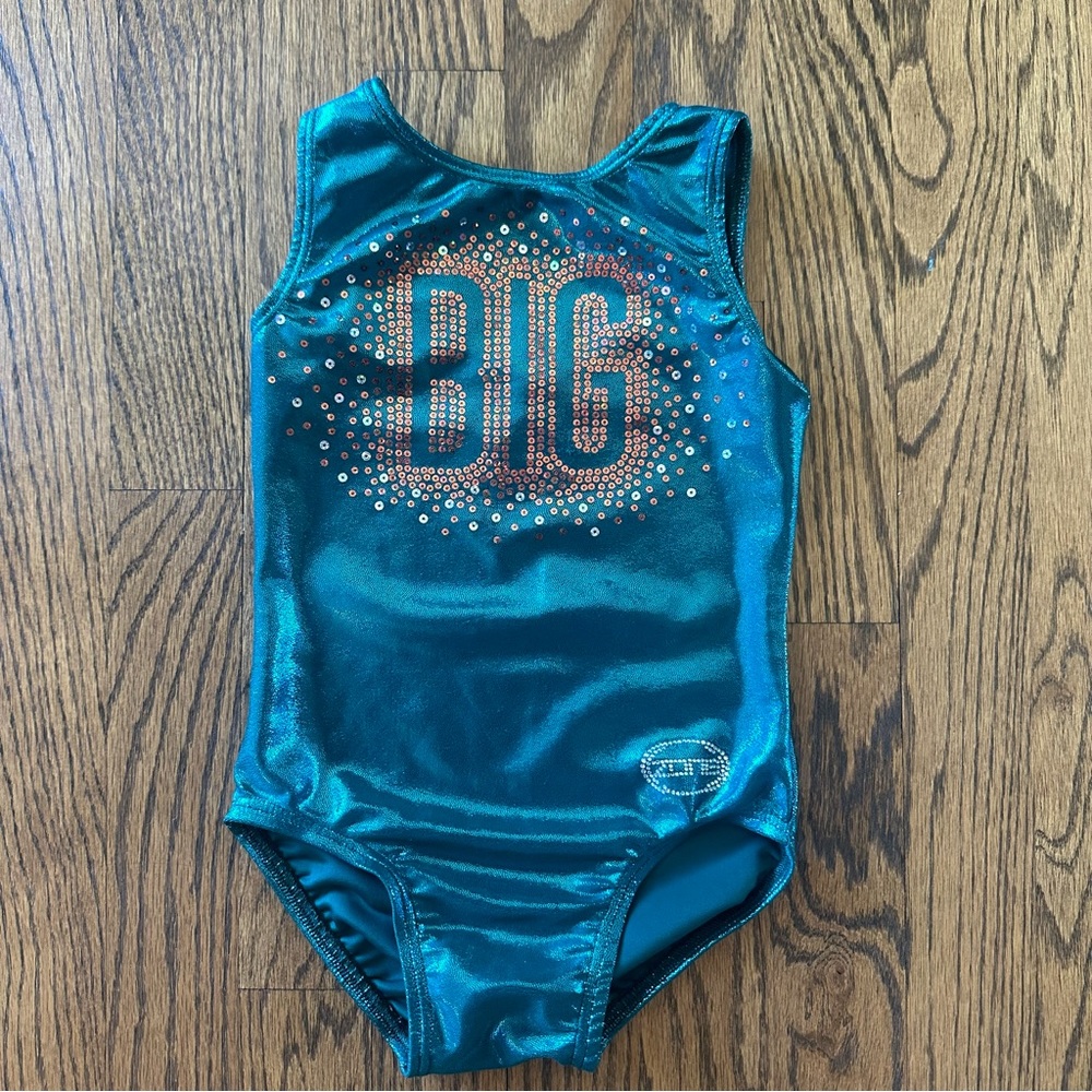 Size 4 / 5 Ozone Brand Youth Small Shimmer Green Metallic Leotard